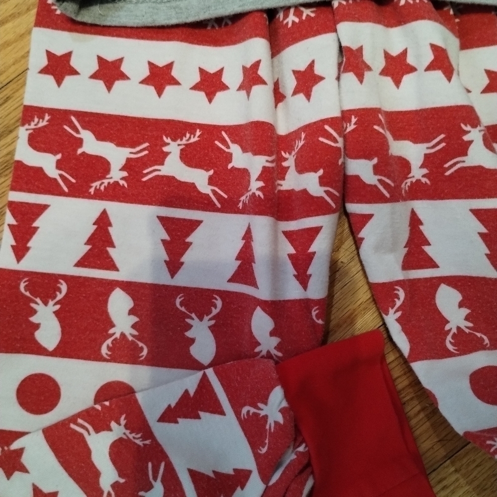 Boys or Girls Christmas Pajamas - Picture 2 of 4